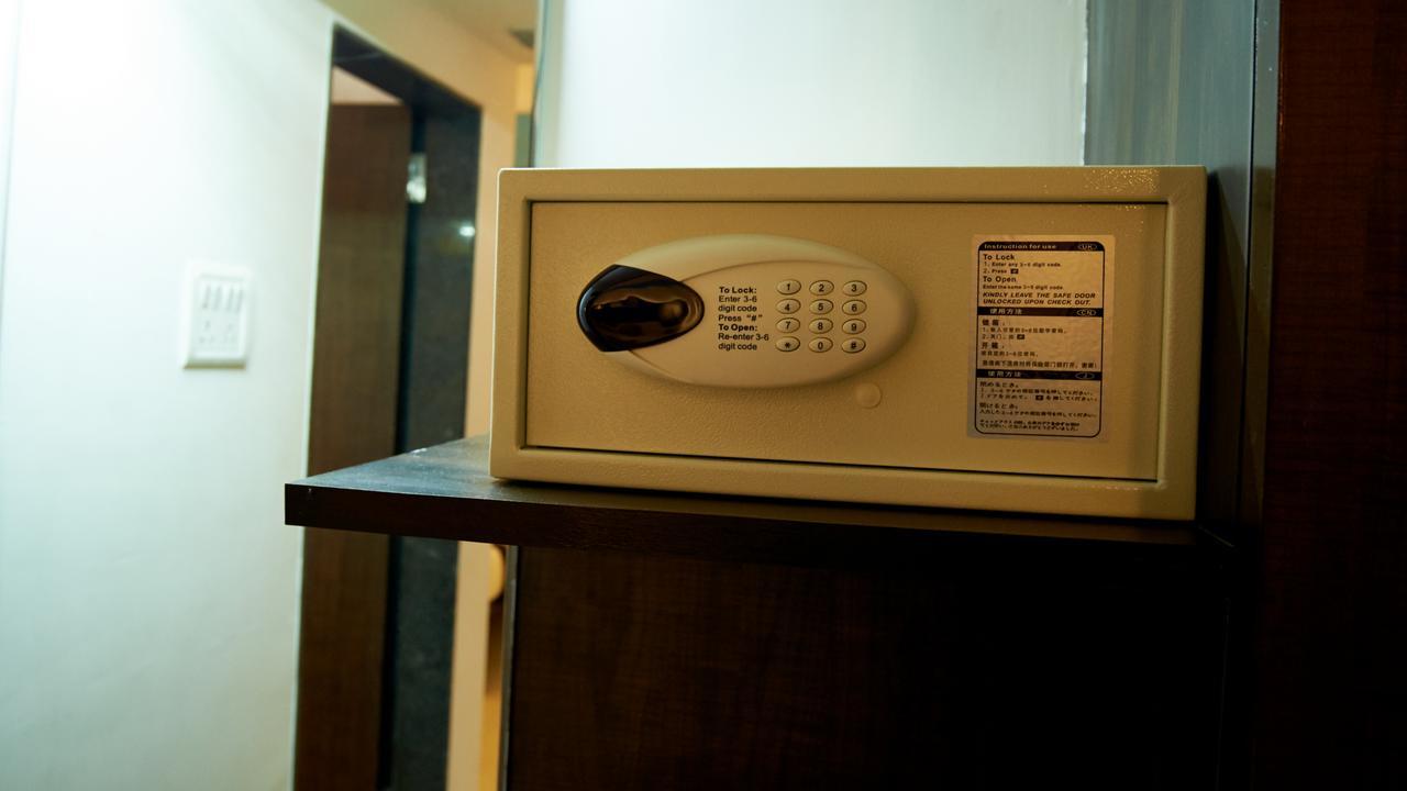 Hotel Golden View Shirdi Extérieur photo